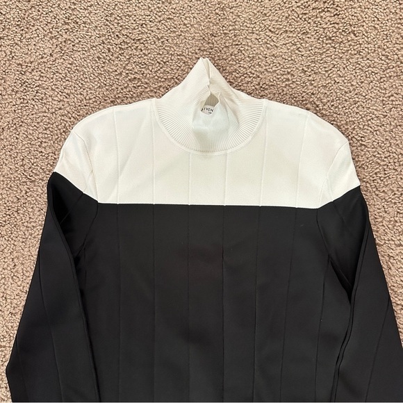 Givenchy Two Tone Ribbed Stretch Knit Turtleneck Sweater Black & White sz XS/S - Picture 7 of 15